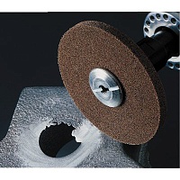 Зачистной прессованный круг Scotch-Brite XL-UR 17190
